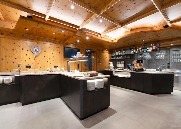 アンジェリカ ホテル 3*