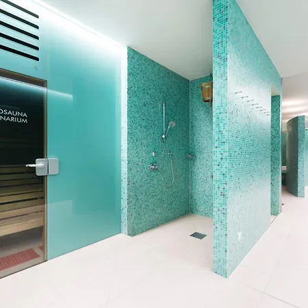 安格丽卡酒店 3*